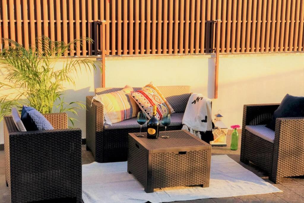 Luxus P4T Family 3 Bedroom With Pool, Tennis Court And Sauna Brindisi Extérieur photo