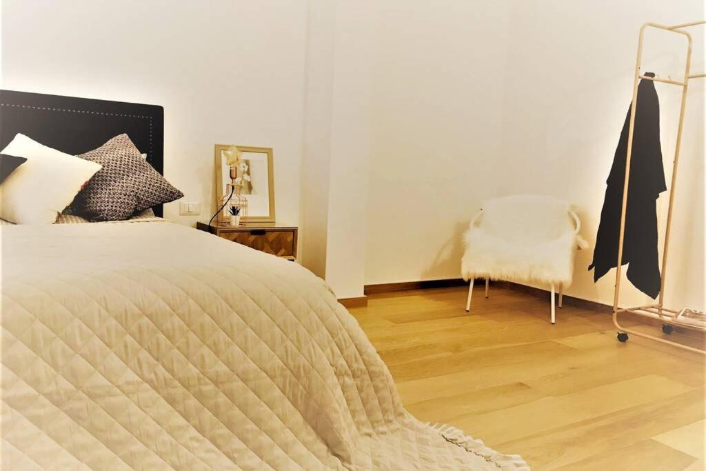 Luxus P4T Family 3 Bedroom With Pool, Tennis Court And Sauna Brindisi Extérieur photo