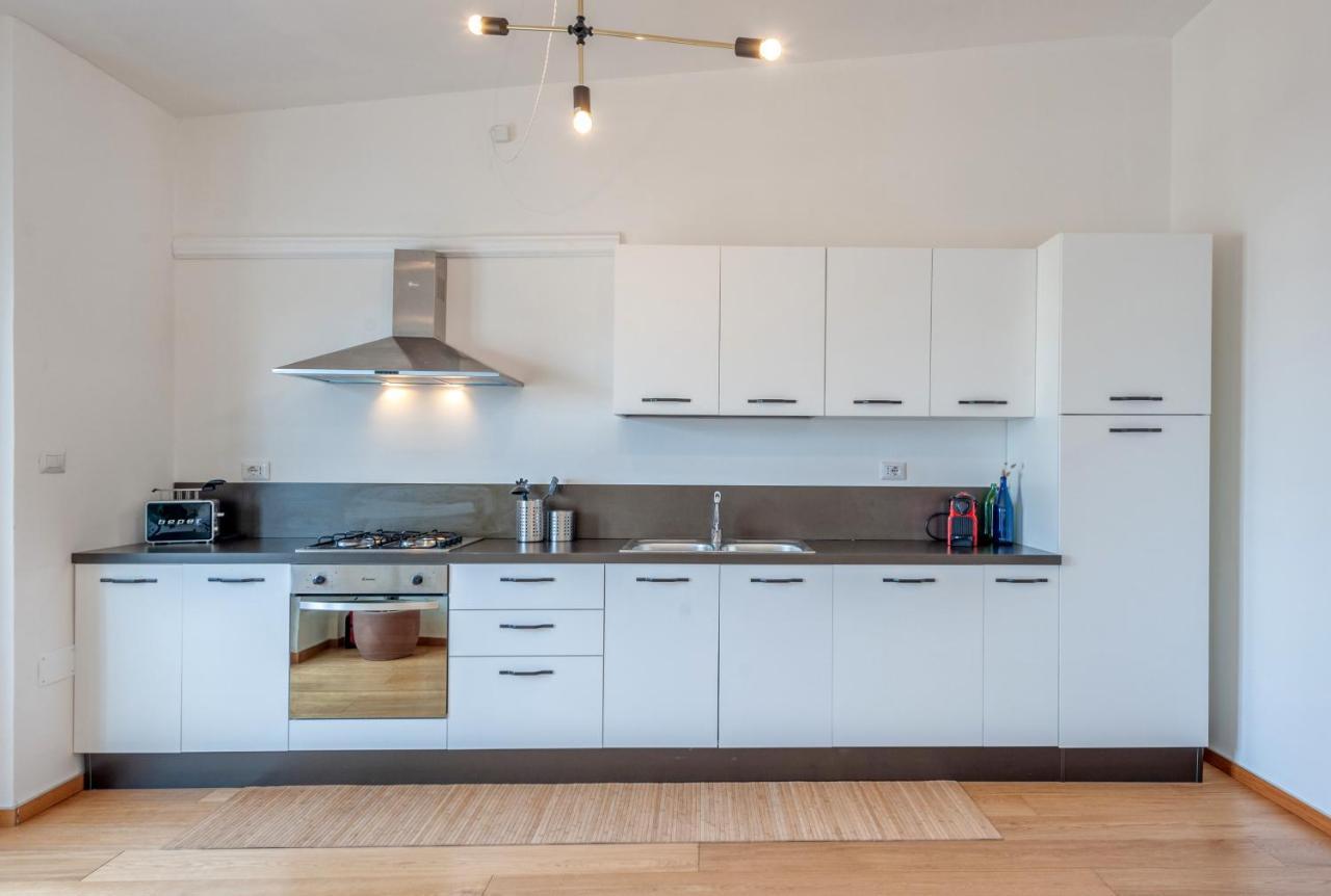 Luxus P4T Family 3 Bedroom With Pool, Tennis Court And Sauna Brindisi Extérieur photo