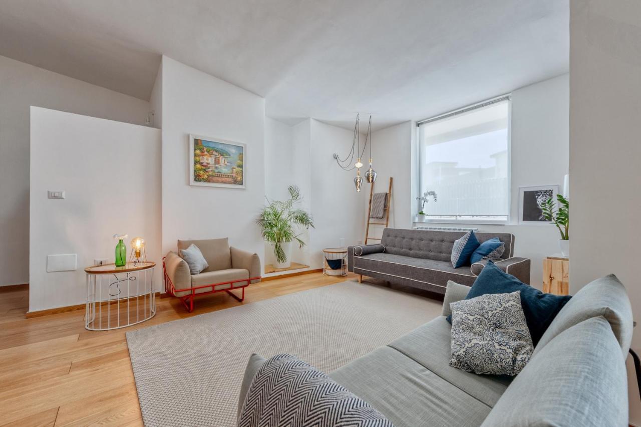 Luxus P4T Family 3 Bedroom With Pool, Tennis Court And Sauna Brindisi Extérieur photo